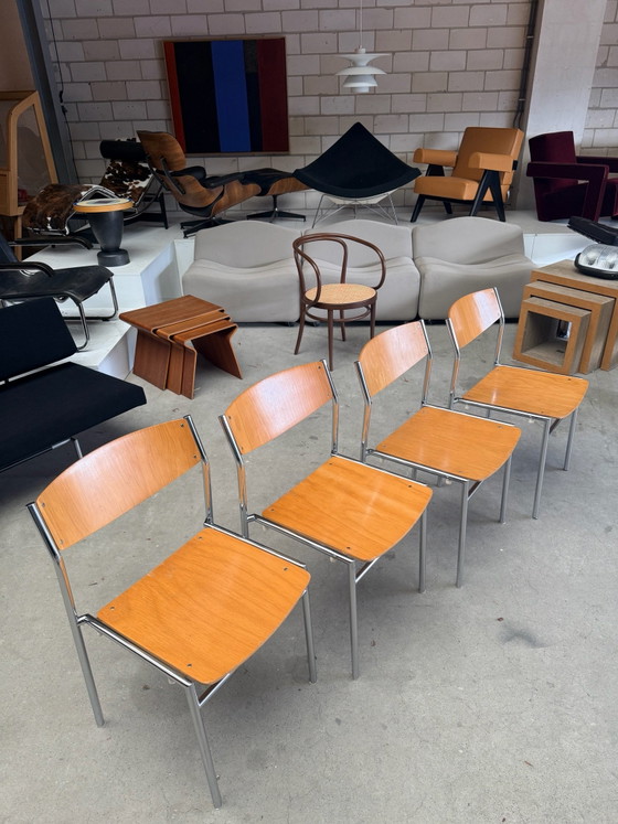Chaise empilable vintage Gijs van der Sluis (stock: 13), Chaises de salle à manger, Bois, Chrome, Marron (photo 4 sur 15)