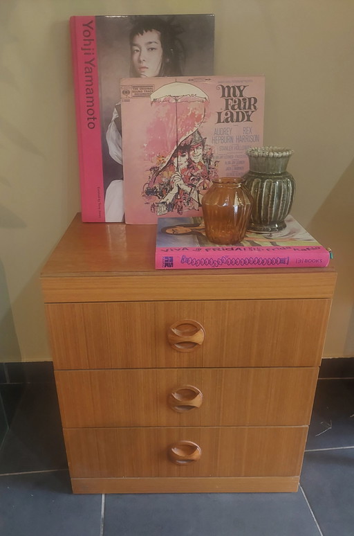 Vintage commode