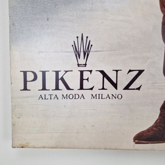 Image 1 of Raro cartel de exposición de moda italiana de 1982 en aluminio: Linea Italiana, Pikenz Alta Moda Milano