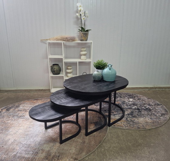 Image 1 of Sturdy oval coffee table set made of mango wood and metal, new