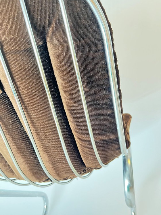 Image 1 of 1/2 sedie da pranzo vintage in metallo con cuscini in velluto marrone, Italia, 1970