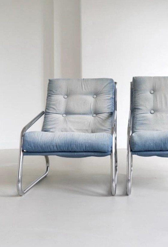 Image 1 of Chaises vintage à armature tubulaire recouvertes d'un tissu en jean