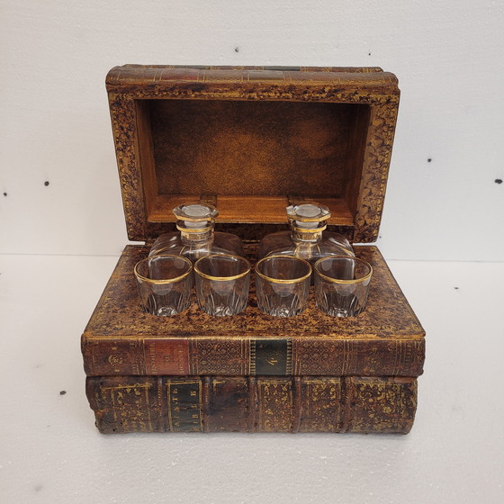 Image 1 of Decanter segreto, vetro tagliato, pelle goffrata, legno, FFS XIX - Francia