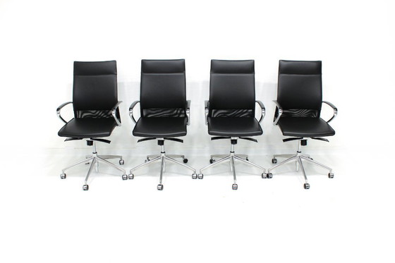 Image 1 of Like new! ART COLLECTION Executive office chair, desk chair with premium leather from the boardroom!