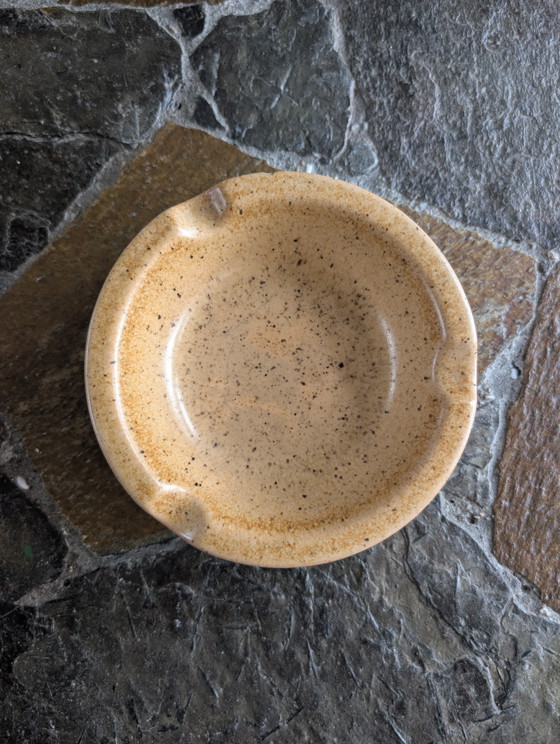 Image 1 of Cendrier en céramique vintage des années 60 ou 70, style milieu du siècle