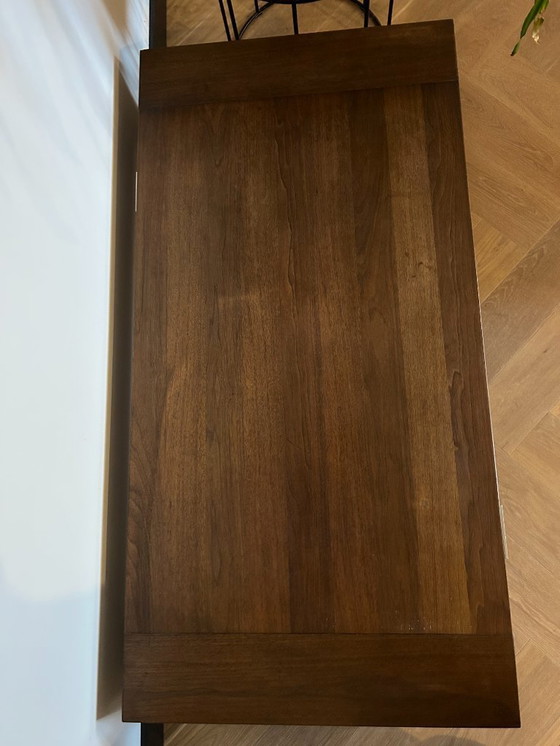 Image 1 of Table basse en noyer