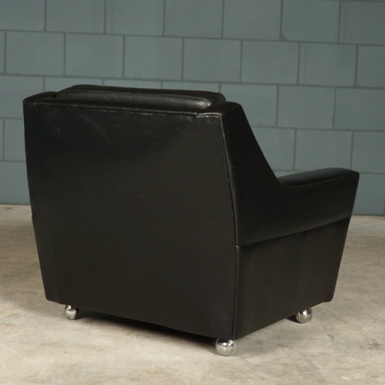 Fauteuil vintage en cuir noir des années 1970 – Leather (photo 5 of 13)