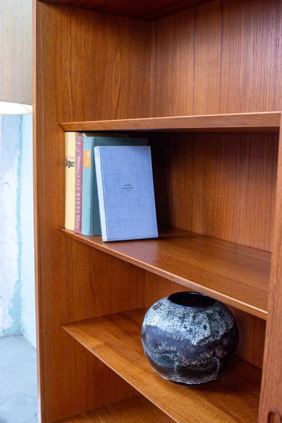 Image 1 of Vintage teakhouten vitrinekast, dressoir, ladekast, Hundevad Deens