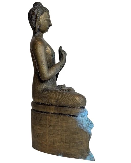 Sitzender Shakyamuni Buddha mit predigender Mudra – bronzene Tempelstatue – Bildhauerei (photo 3 of 13)