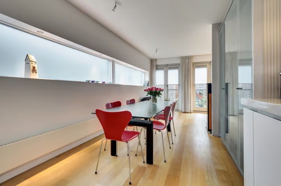 Image 1 of Le Corbusier LC6 Esstisch - Cassina, Milchglas, signiert/nummeriert