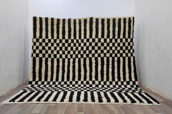 Image 1 of Tapis berbère en laine authentique 250cmx200cm