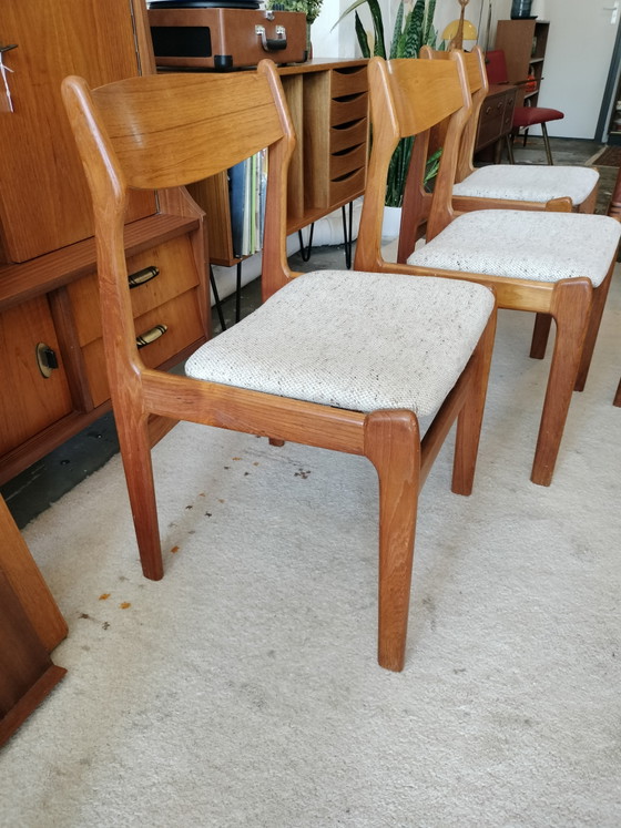 Image 1 of Ensemble vintage de 6 chaises de salle à manger danoises en teck