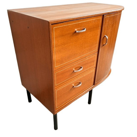 Image 1 of Vintage mid-century Formule ladekastje halfrond Deens design 1960's
