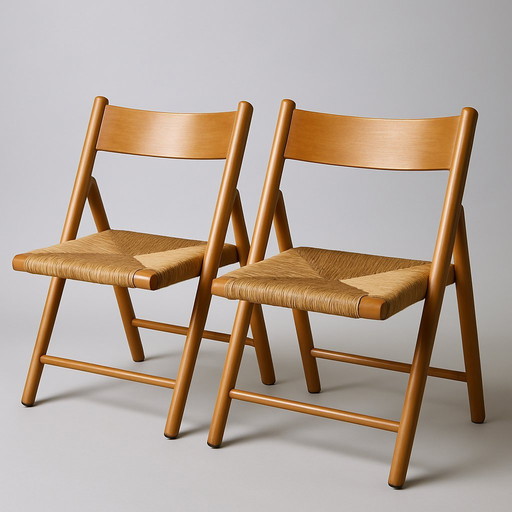 Set of 2 vintage wooden folding chairs with rattan seats – 1970s/1980s kg