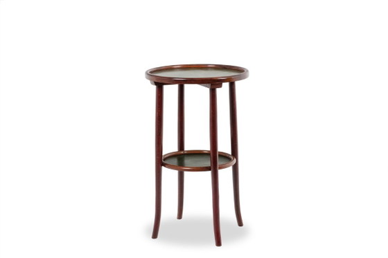 Thonet. Pair of two-tiered pedestal tables in stained beech. 1900s. – Side tables, Other (photo 10 of 18)