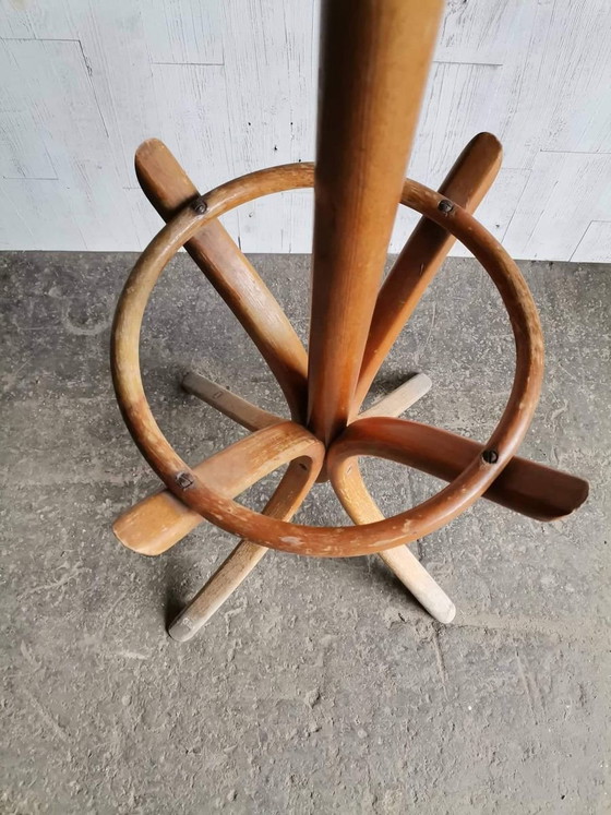 Portemanteau sur pied hongrois de Thonet, années 1930 – Portemanteaux (photo 7 of 7)