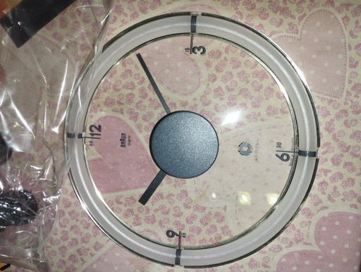 Braun ABW35 Wanduhr