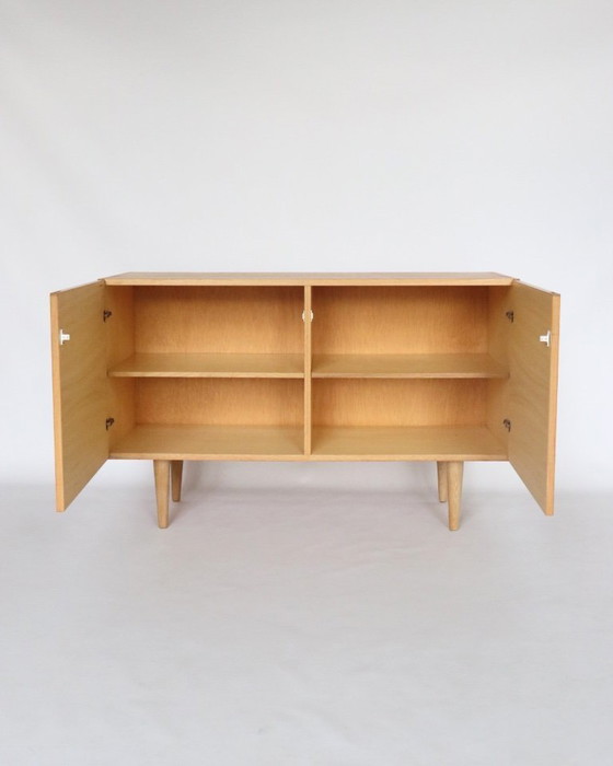 Image 1 of Buffet vintage en chêne, meuble de style danois, style rétro