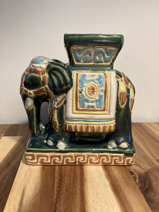 Mesa para plantas elefante vintage / elefante de cerámica