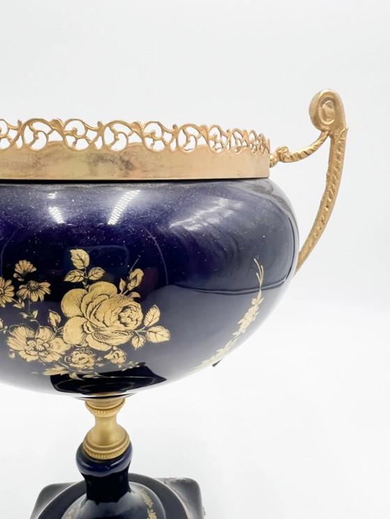 Französische blaue und bronzefarbene Keramikvase aus den 1940er Jahren – Vasen (photo 2 of 3)