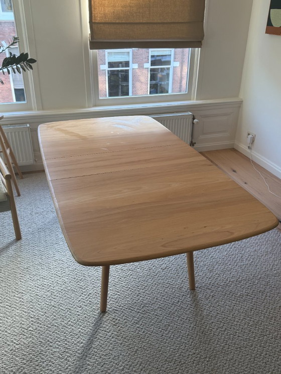 Image 1 of Beautiful Ercol dining table