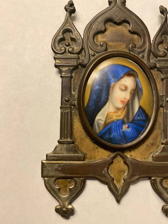 Piccola icona antica della Vergine Maria – Medaglione neogotico, fine XIX secolo – Oggetti decorativi (photo 4 of 7)