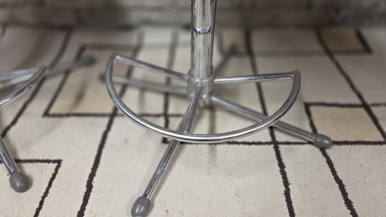 Image 1 of Een paar SE 68 orkeststoelen van Egon Eiermann voor Wilde + Spieth, Duitsland, jaren 70.