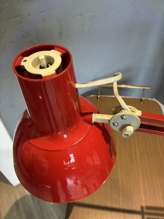 Lampada da architetto Luxo PL-85 di Jacob Jacobsen, anni '60, Lampade da tavolo, Metallo, Plastica, Rosso, 1960 (foto 2 di 8)