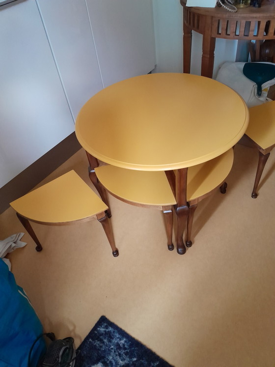 Image 1 of Mesa nido