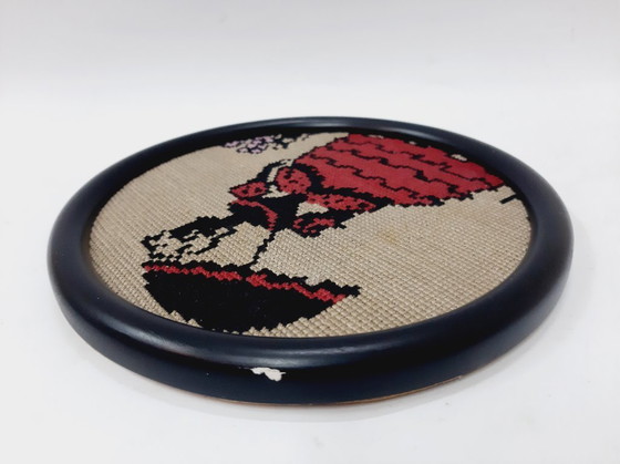 Image 1 of Bordado enmarcado con aguja, Dama con paraguas