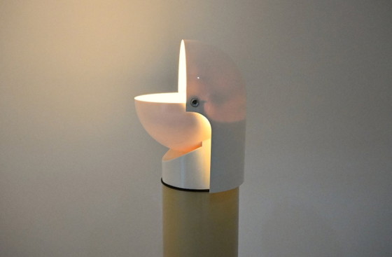 Lampadaire Mezzo Pileo par Gae Aulenti pour Artemide, 1970s – Metal, Plastic (photo 12 of 16)