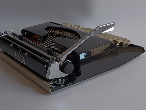 Image 1 of Machine à écrire Adler Tippa S restaurée (1971) QWERTZ