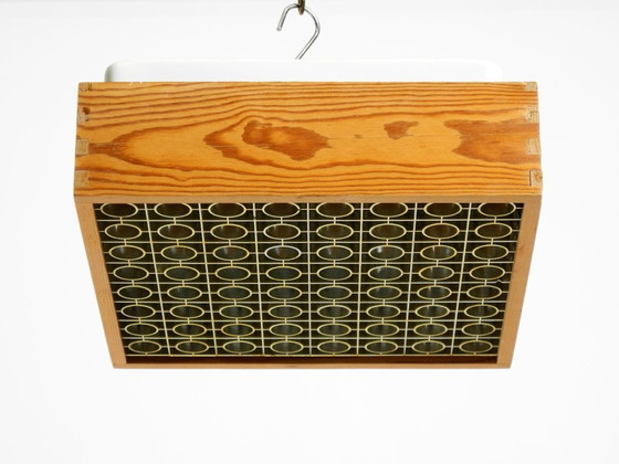 Image 1 of Magnifique plafonnier carré des années 1970 en bois de pin, de la marque Alda Sweden.