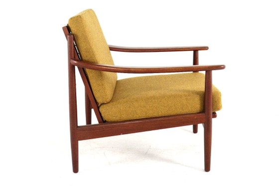 Image 1 of Vintage fauteuil  'Bamberg' nieuw gestoffeerd