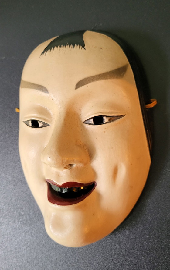 Image 1 of Maschera Noh originale giapponese in porcellana.