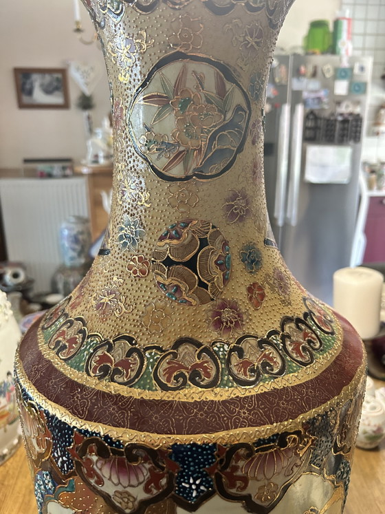 Image 1 of Antique Japanese Satsuma vase - richly decorated - 60 cm