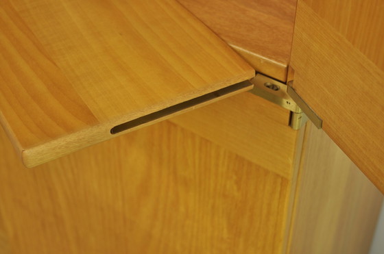 Image 1 of Armoire de rangement italienne vintage du 20e siècle en hêtre par IBISCO, 1970
