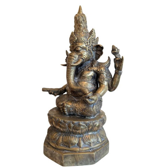 Ganesha con Buda coronado – bronce dorado antiguo, estilo jemer – lote 152 – Esculturas, Bronze (photo 8 of 10)