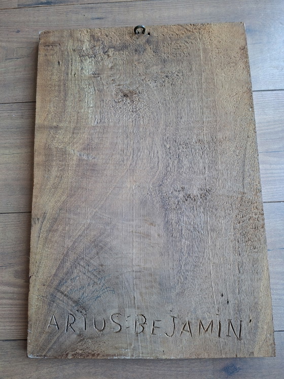 Bellissimo pannello in legno a rilievo di grandi dimensioni – Firmato Arius Benjamin (1975) – Arius Bejamin (photo 3 of 3)