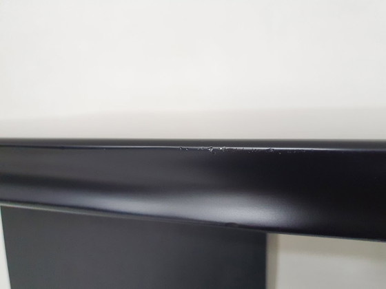 Escritorio ejecutivo de madera negra, década de 1960. – Wood (photo 21 of 21)