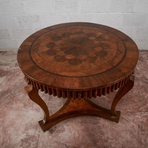 Tavolo rotondo antico intarsiato e scanalato – Lampade da tavolo, Legno (photo 2 of 18)
