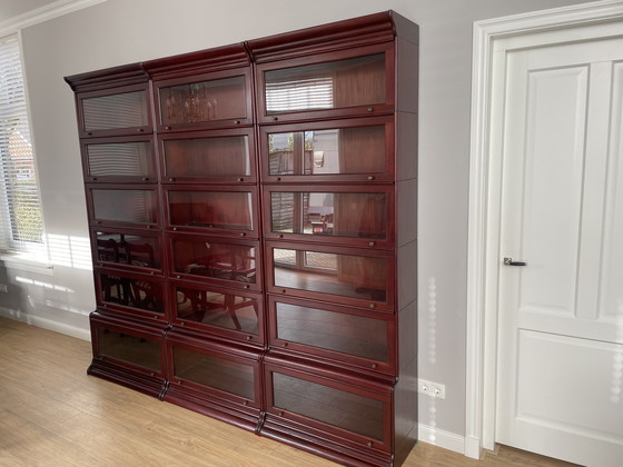 Image 1 of 3 model globe Wernicke boekenkasten 85 cm breed en 227 cm hoog 6 elementen op elkaar 