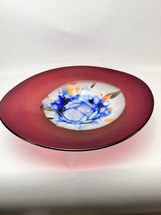 Image 1 of Bol en verre unique fait à la main dans un atelier - rouge rubis avec noyau coloré (45 cm)