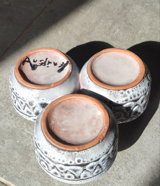 Image 1 of Soporte para servir trípode de cerámica Jean Austruy, años 50/60