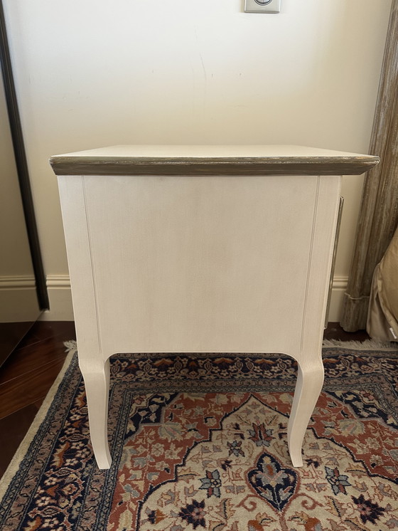 Image 1 of Chevet en bois massif à 1 tiroir