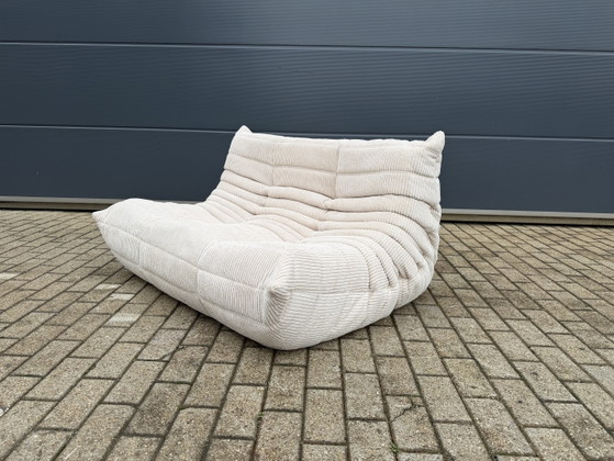 Image 1 of Ligne Roset Togo 2x 2zit in Beige Ribcord (Velours côtelé)