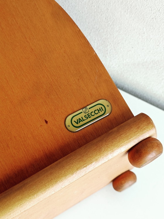 Image 1 of Revistero Valsecchi "Scoop" – Madera de haya con acabado cerezo – Diseño italiano