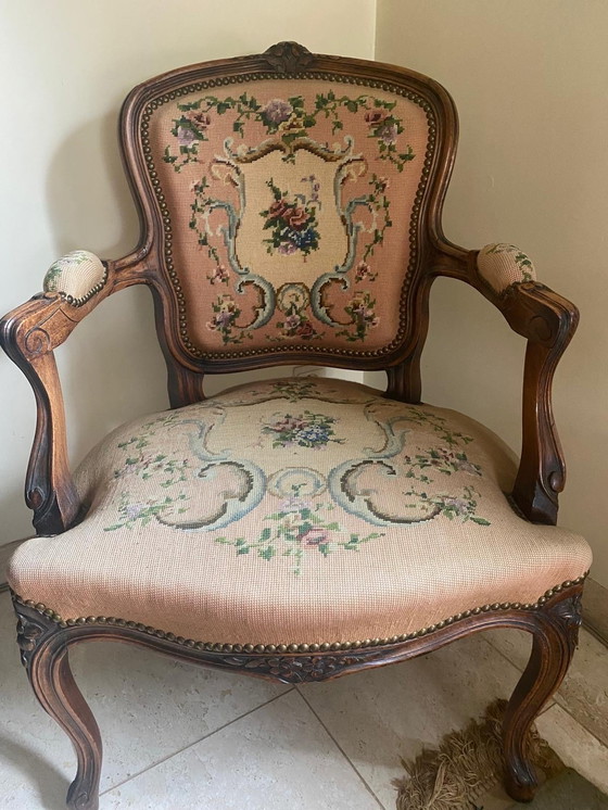 Image 1 of Handbestickte Sessel