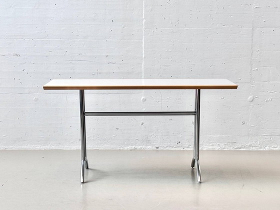 Image 1 of Elegant bureau in Bauhaus-stijl