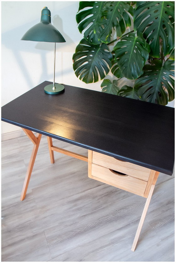 Image 1 of Vintage desk from the 1960s-70s, light oak, superb condition